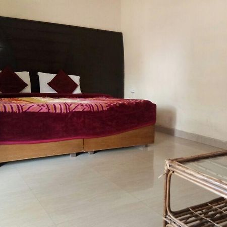 Hotel Bhajgovindam Haridvár Kültér fotó